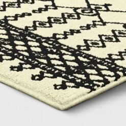 Easy Care Geometric Rug - Project 62™ 6 Easy Care Geometric Rug - Project 62™ -Project 62 GUEST 1acd872b f1ea 4b65 adc5 d1ec69f8baf2