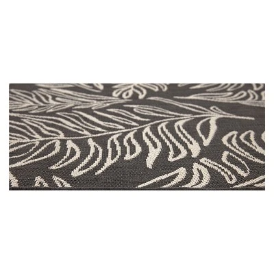 30" X 50" Leaves Outdoor Rug Black - Project 62™ 6 30" X 50" Leaves Outdoor Rug Black - Project 62™ - Image 4